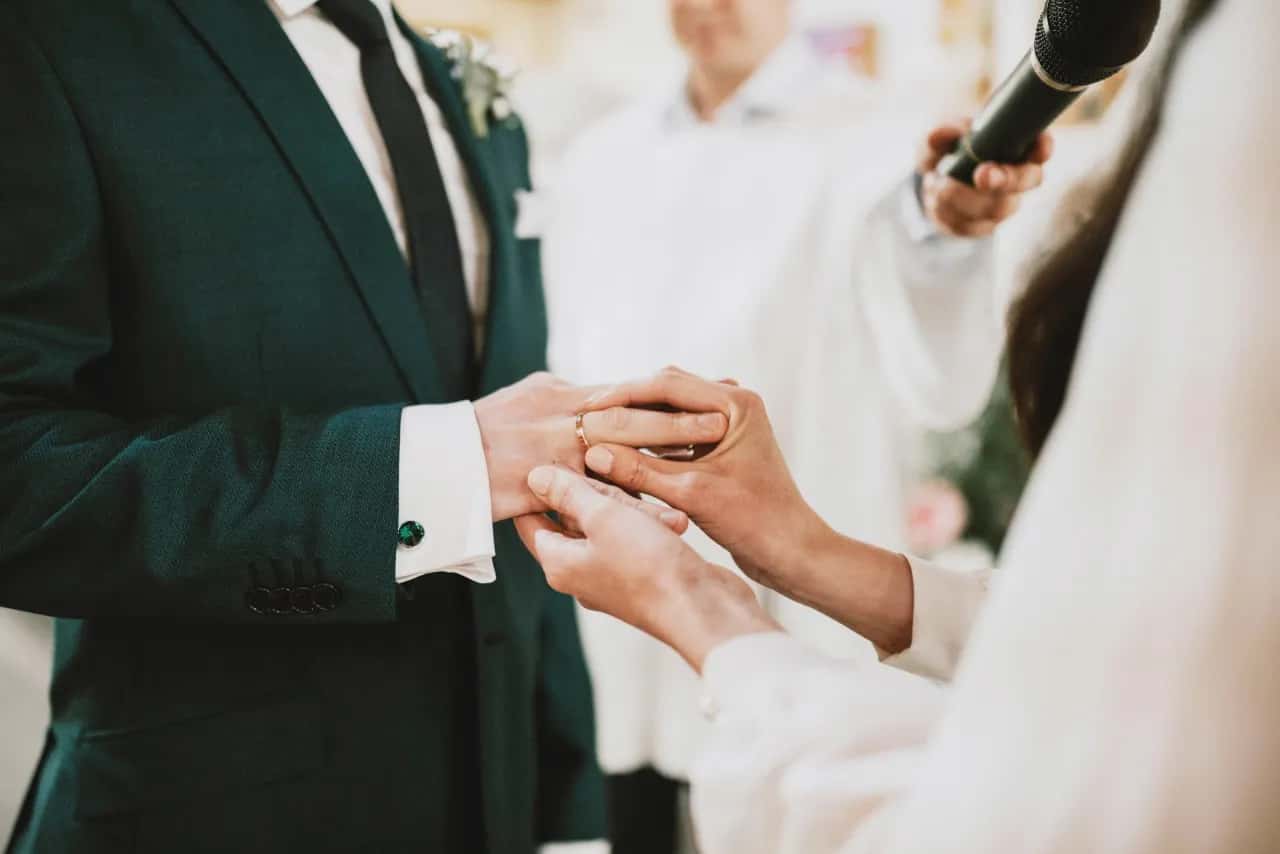 Ślub konkordatowy: kompletna checklista dokumentów i formalności 2024